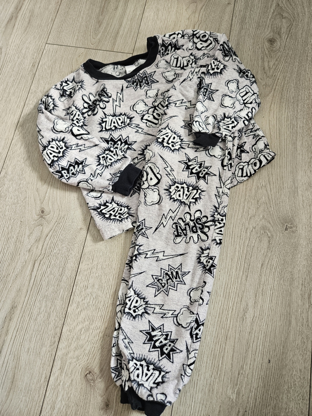 Kids Comic Book Pop Art Pyjamas Set Grey Black BAM ZAP POW Size XS 4 5 💥